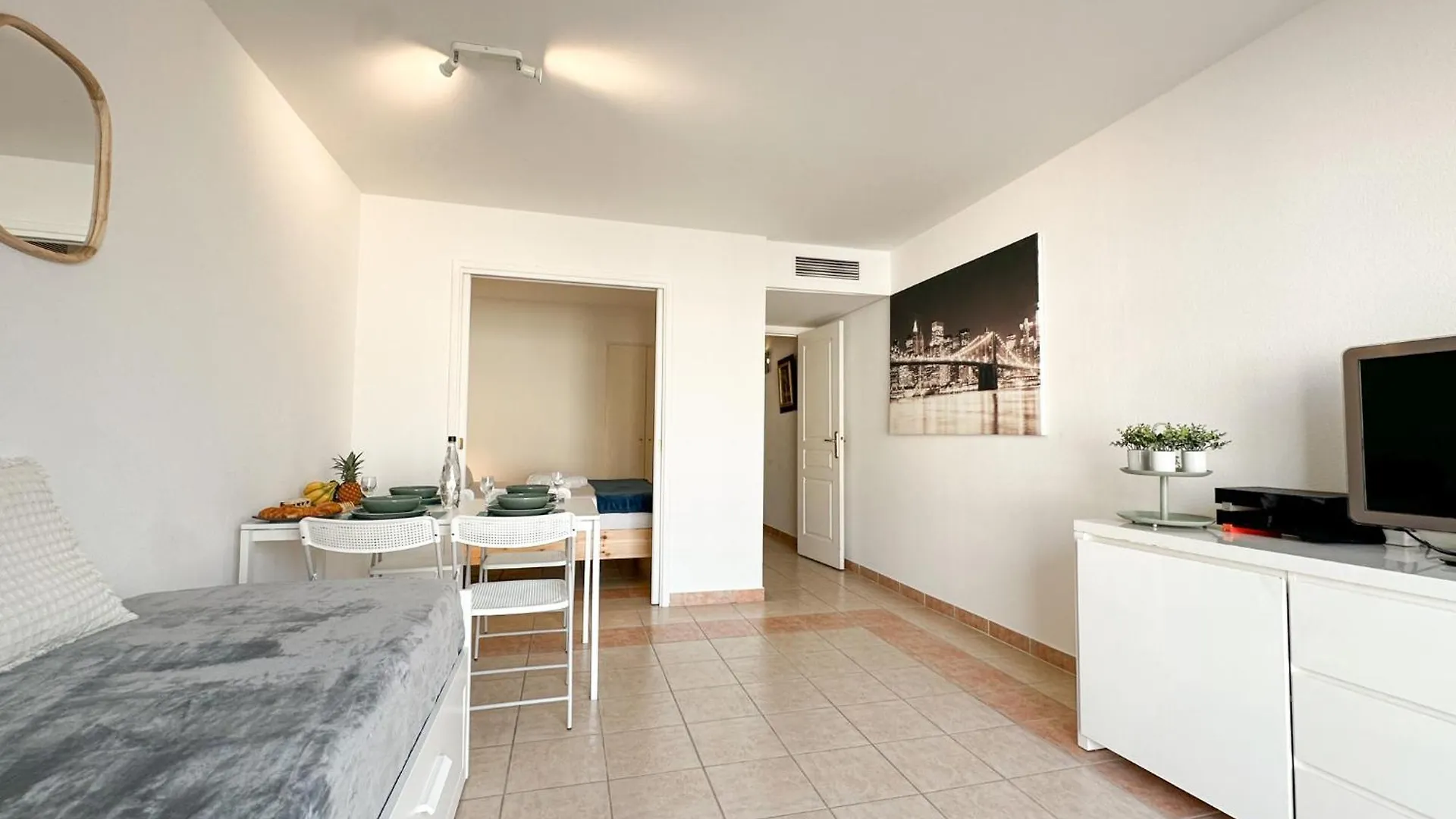 Palais Josephine 1Br Bnbrickeys ボーソレイユ